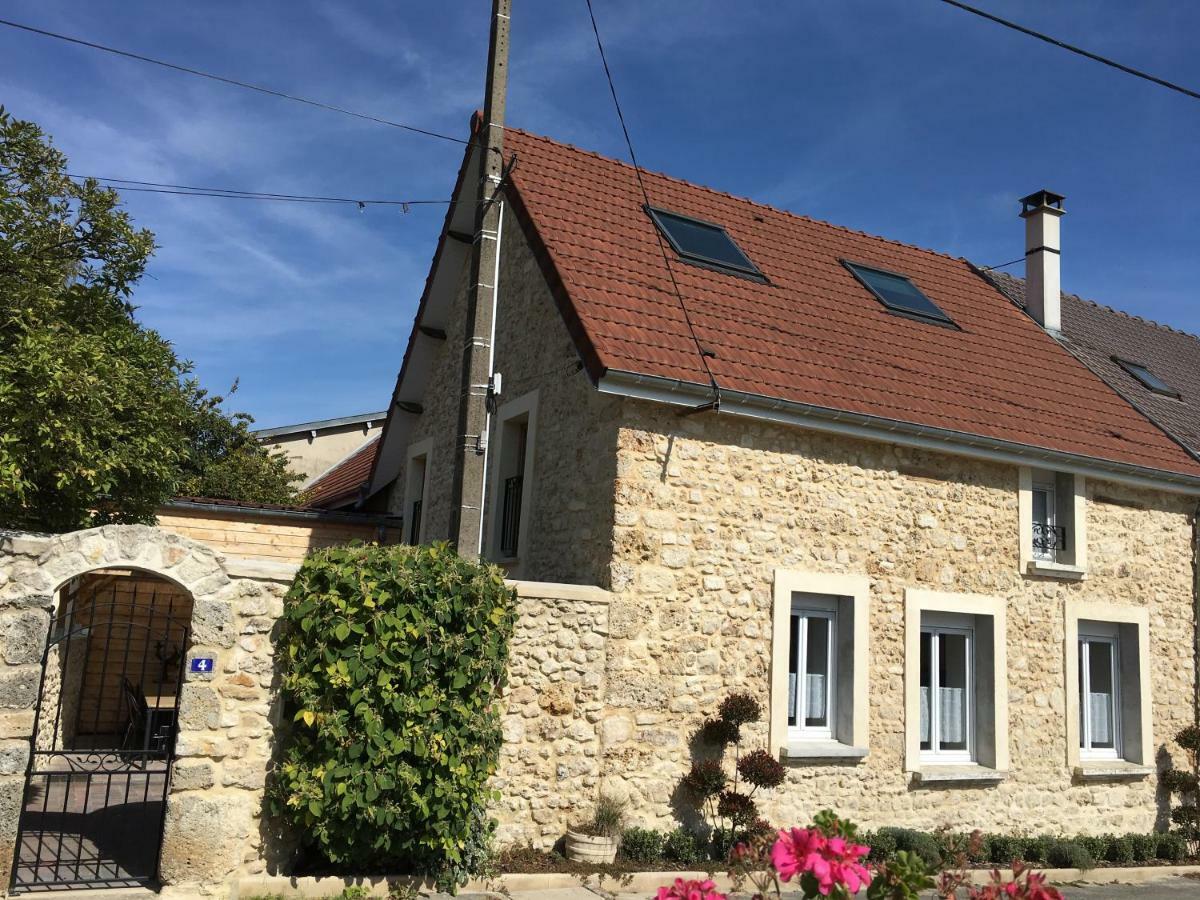 Mareuil-le-Port Gite La Nuit Etoilee Chez Champagne Mathelin מראה חיצוני תמונה